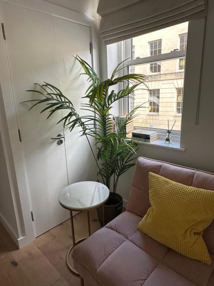 Contemporary Pied A Terre In The Heart Of Bath Lejlighed Eksteriør billede