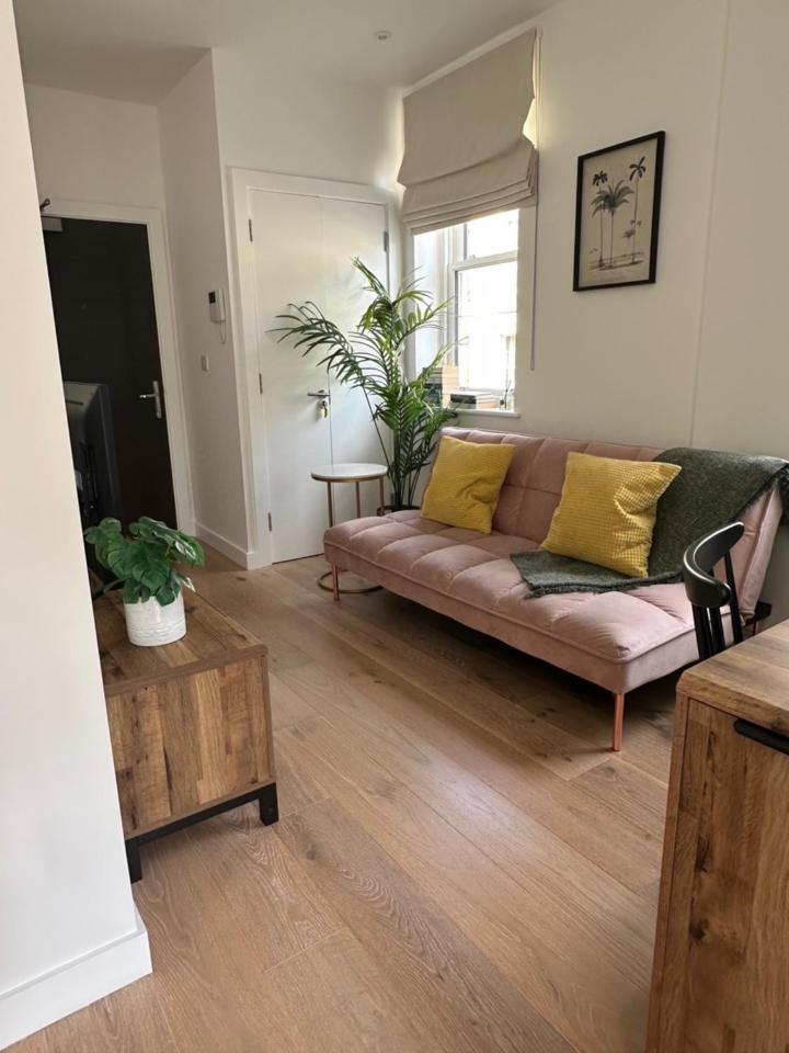 Contemporary Pied A Terre In The Heart Of Bath Lejlighed Eksteriør billede